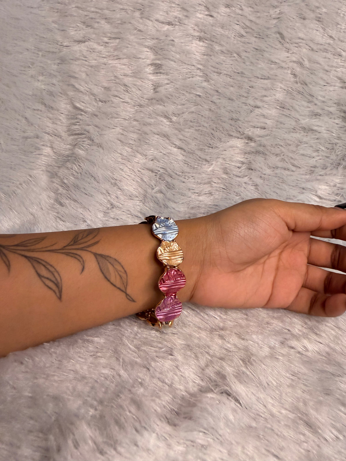 Hammered Coin - Elastic Bracelet