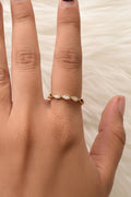 Entangled Monalisa Ring