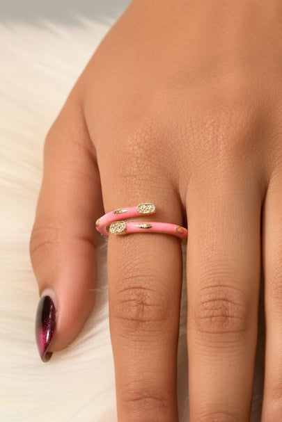 Rośe Hug Ring
