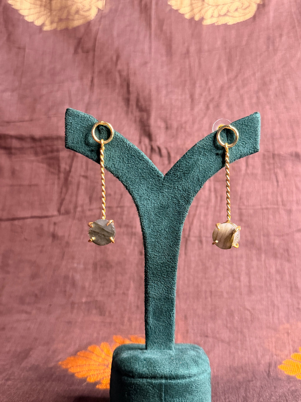 Labradorite Latkan