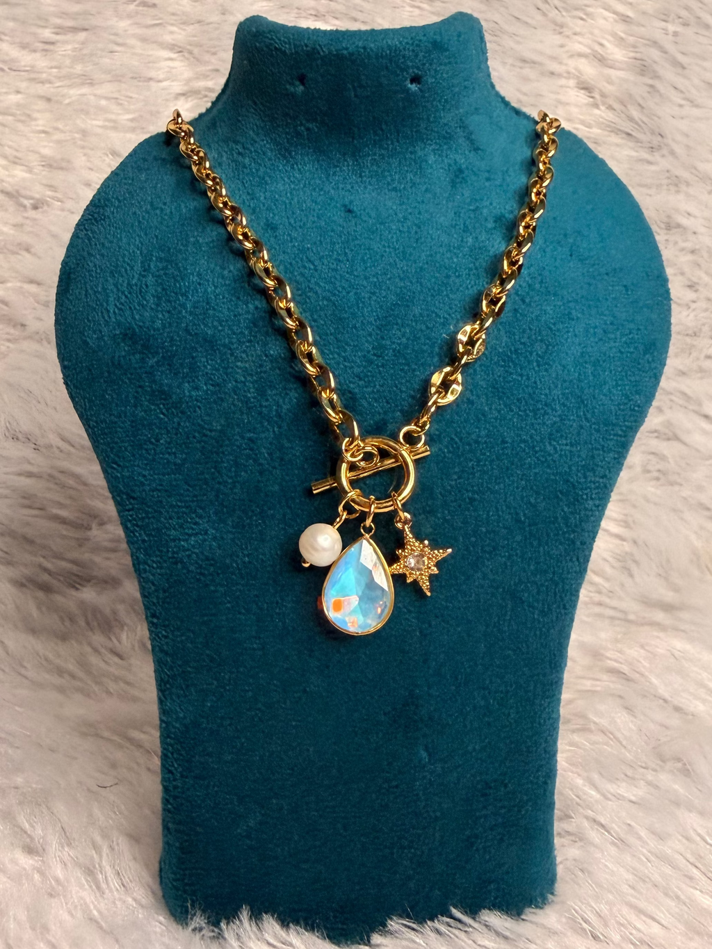 Narnia Toggle Clasp Necklace