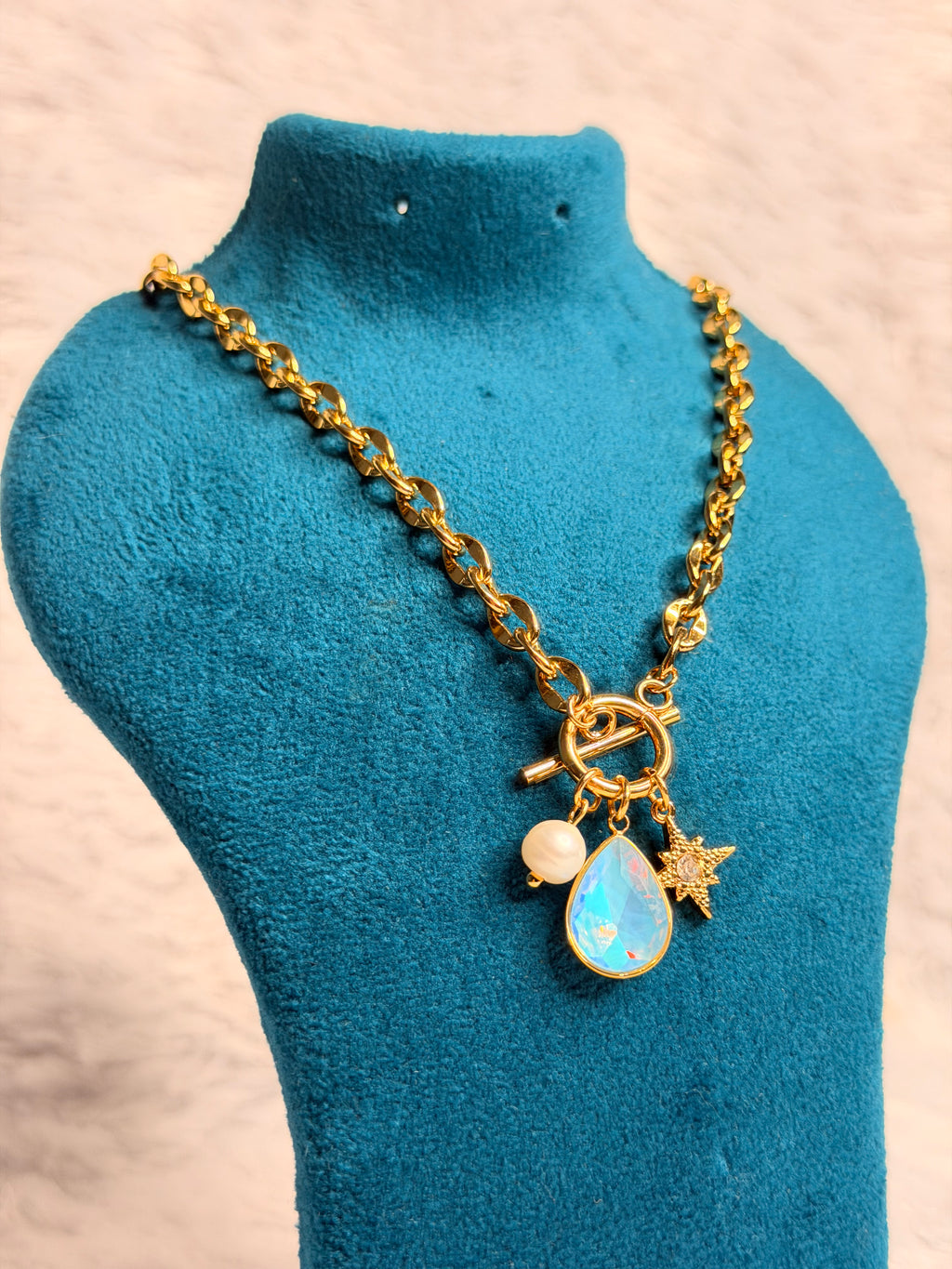 Narnia Toggle Clasp Necklace